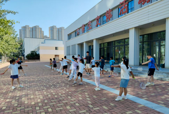 “阳光体育、快乐成长”学校工会暑期免费公益体育活动圆满结束